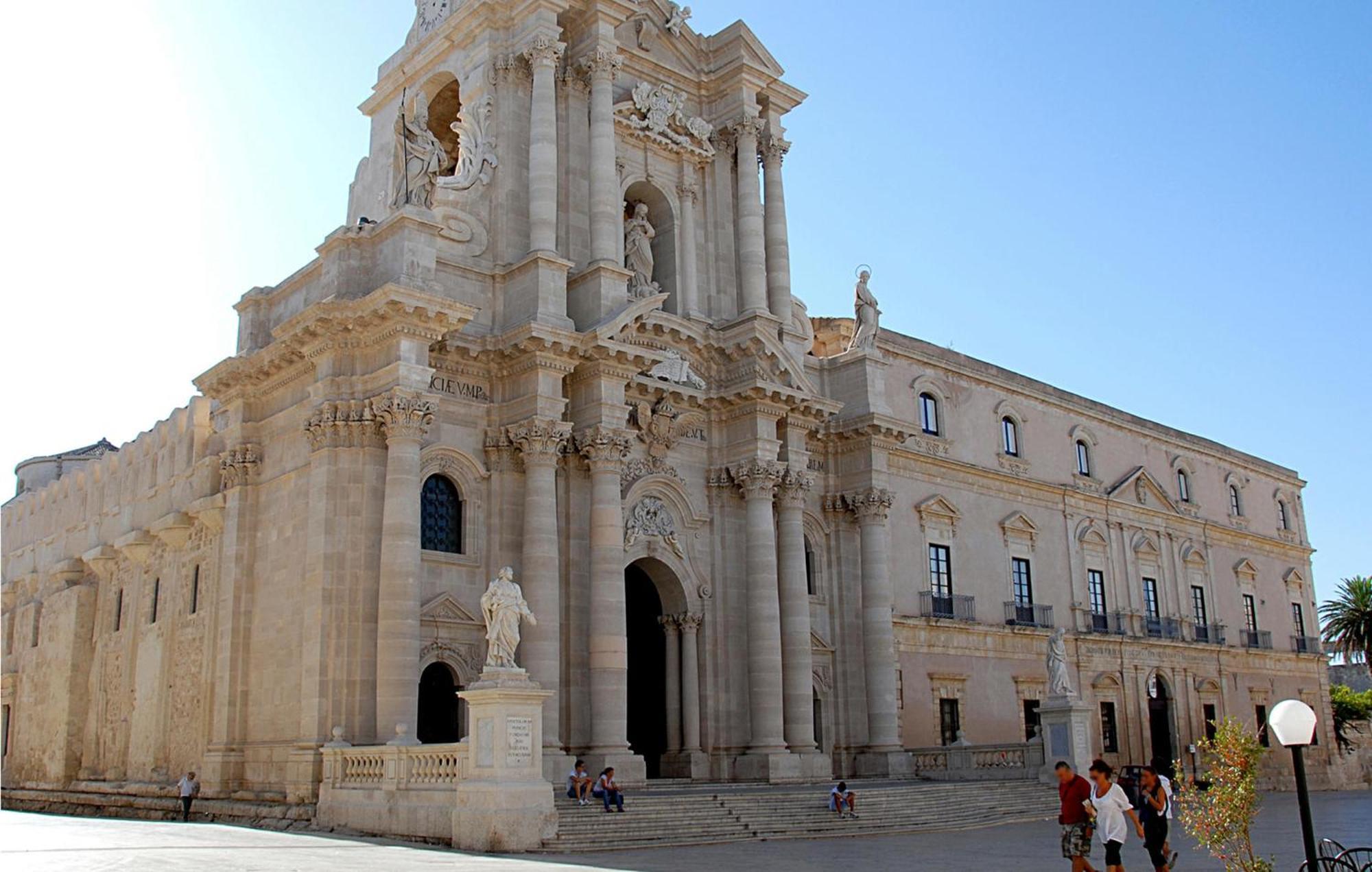 Casa vacanze 2 Bedroom Pet Friendly In Siracusa Syracuse